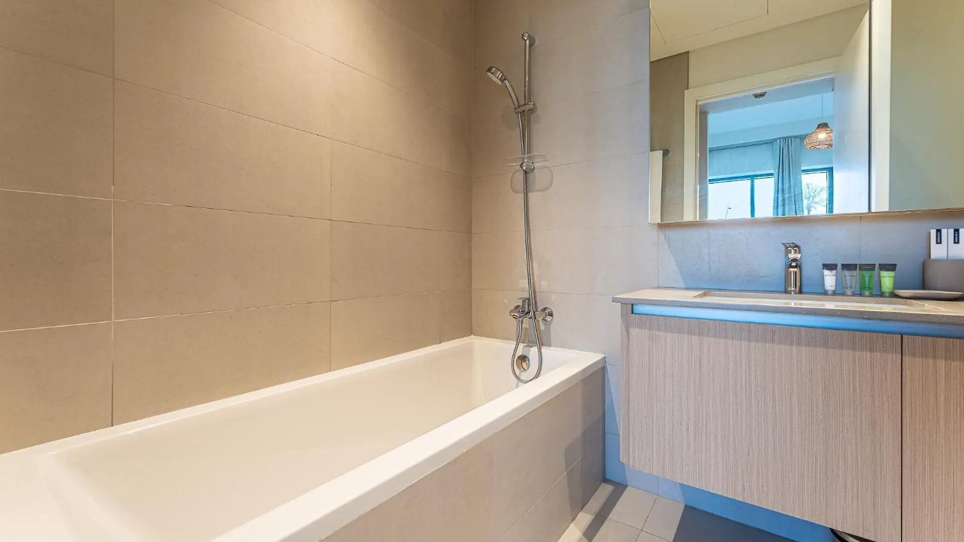 Havn - 2 Bedroom In Bayshore, Dubai Creek Harbour Apartment